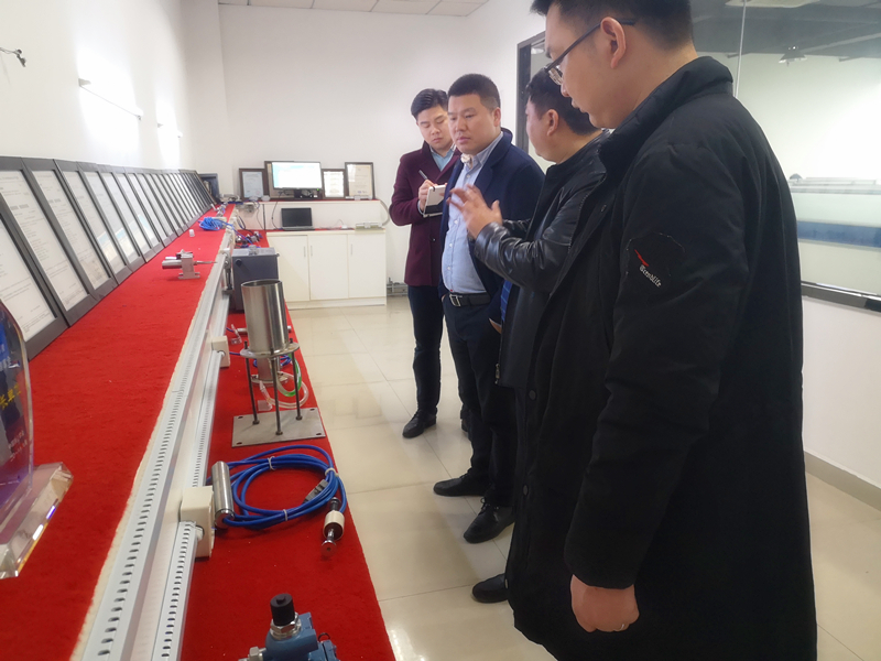 沉降監(jiān)測,路基沉降監(jiān)測,全向位移計,路基面壓實監(jiān)測,尾礦庫監(jiān)測,邊坡監(jiān)測,基坑監(jiān)測,湖南北斗星空自動化